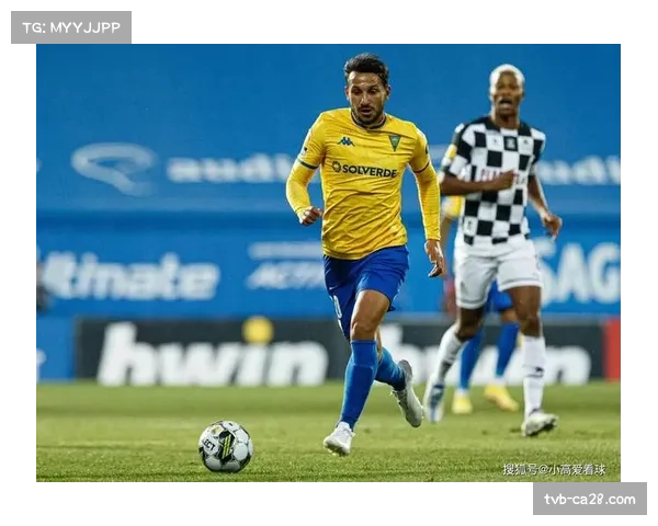 实时战报：桑普多利亚快速反击，边锋穿越半场后选择横传而非传中